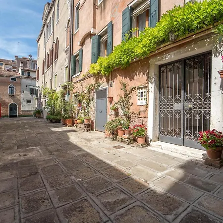 Ca D'oro Monolocale Апартаменты *
